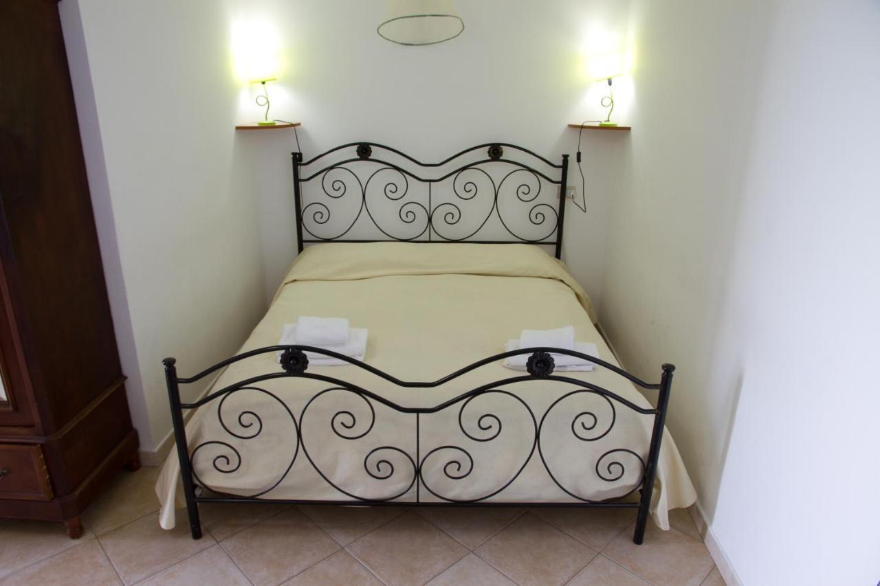Diana Studio Apartment Чефалу Екстериор снимка