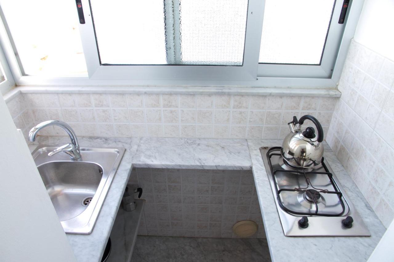 Diana Studio Apartment Чефалу Екстериор снимка