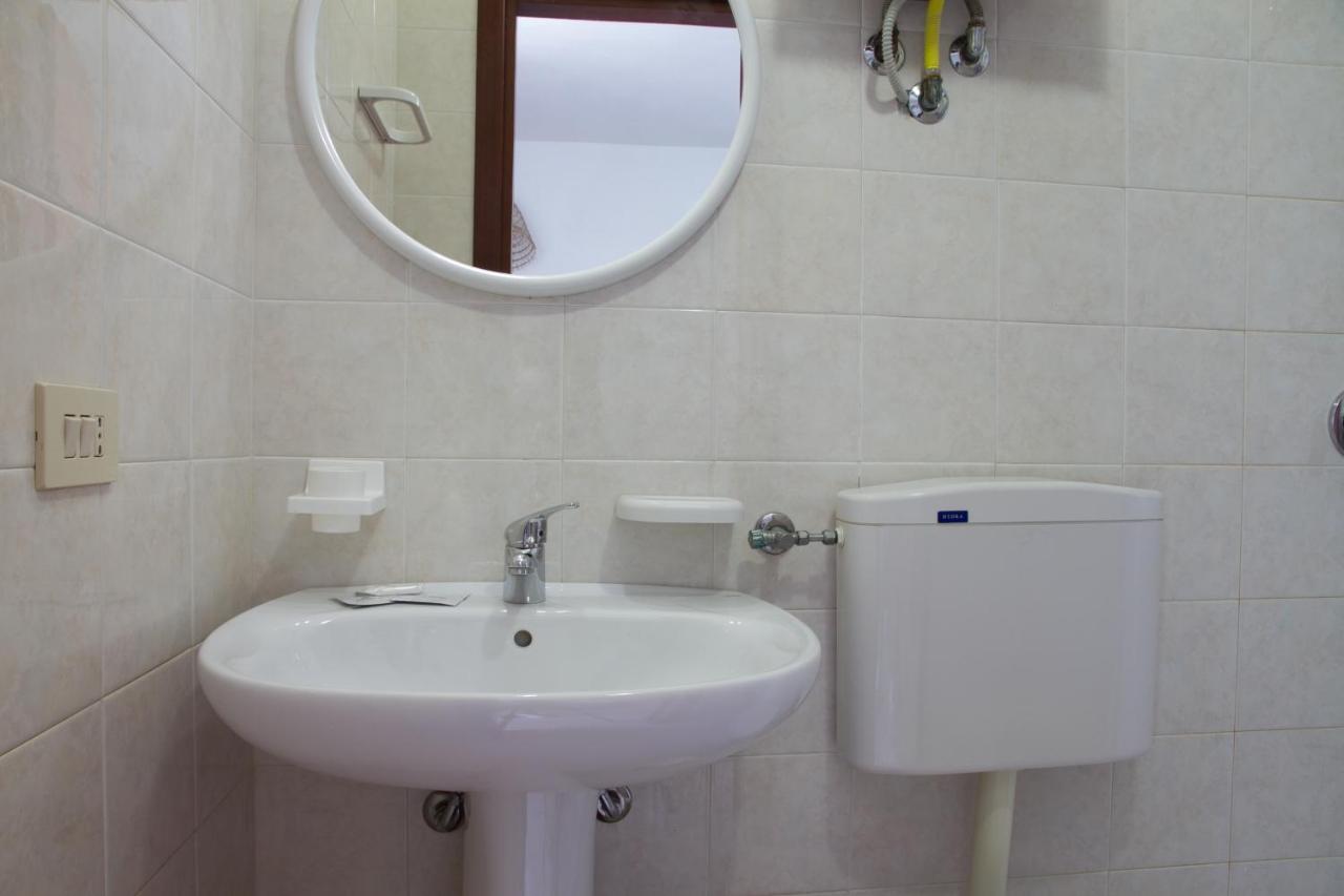 Diana Studio Apartment Чефалу Екстериор снимка